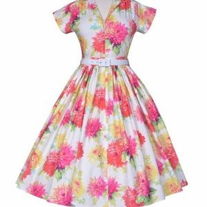 *SOLD* Bernie Dexter Blush mums Kelly